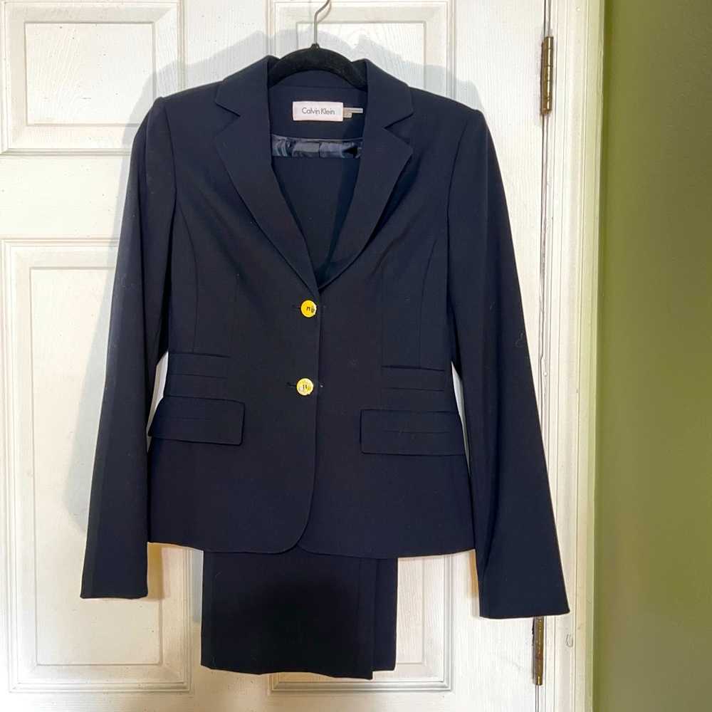 Navy Blue Calvin Klein 2-Piece Suit